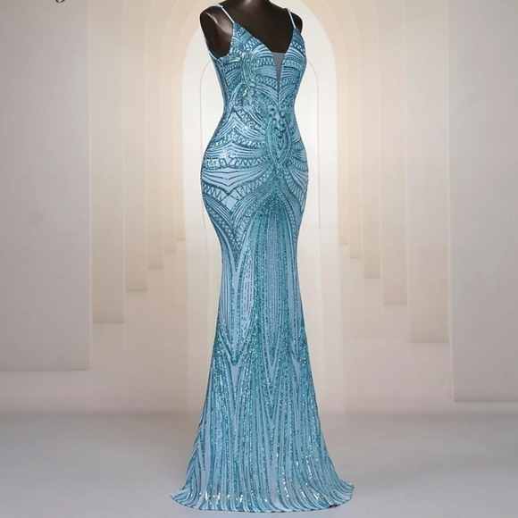 Blue, Geo Print, Sleeveless, Beaded Draped Back, V Neck, Sequined Merma… - Picture 14 of 16